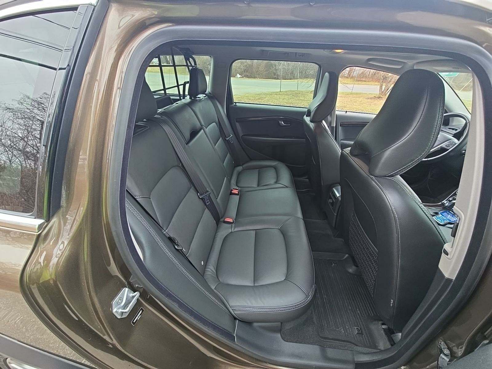 2016 Volvo XC70 T5 Premier AWD