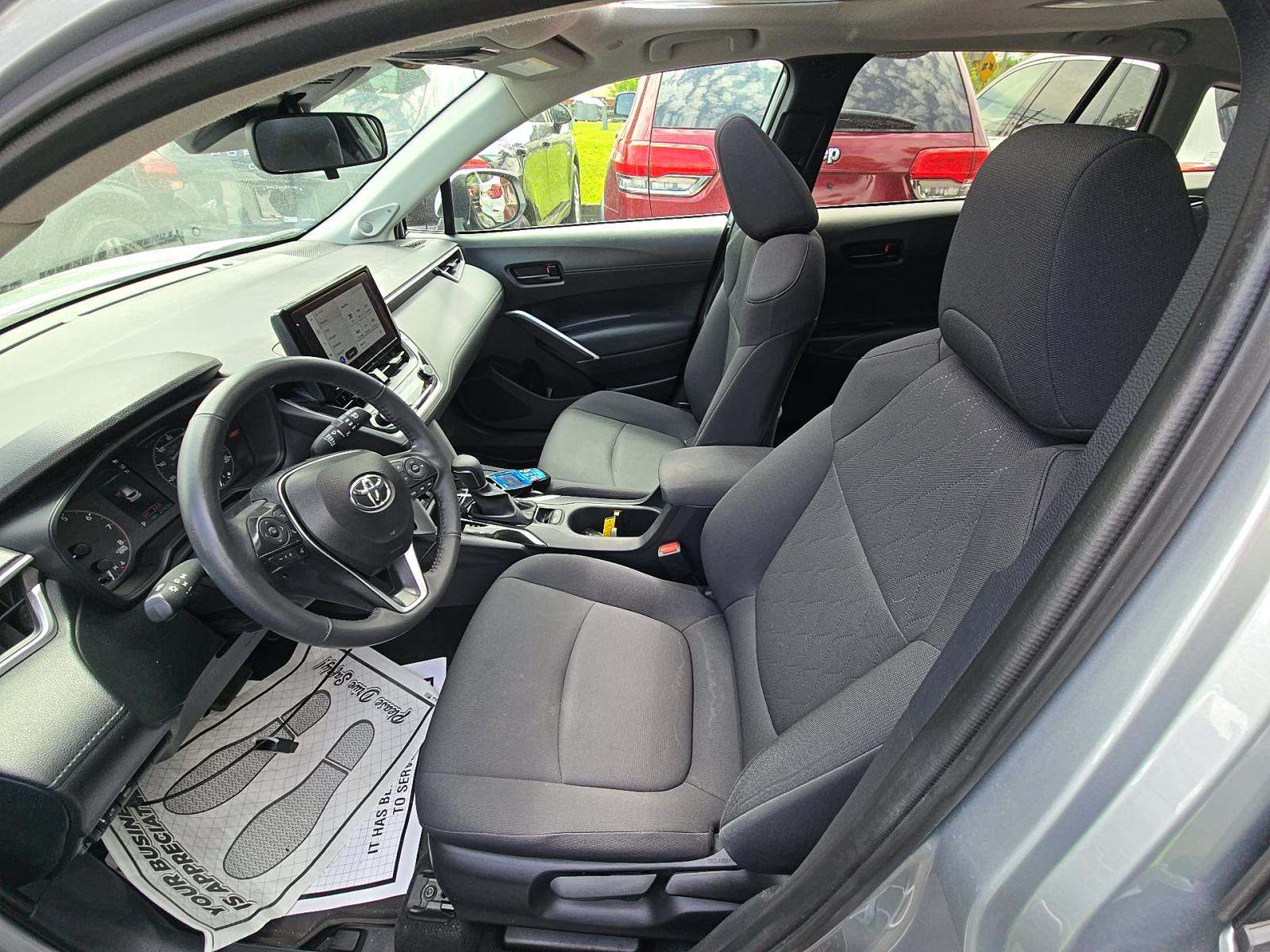 TOYOTA COROLLA CROSS - 6