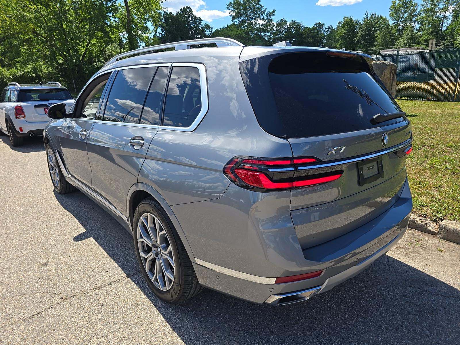 2024 BMW X7 xDrive40i AWD