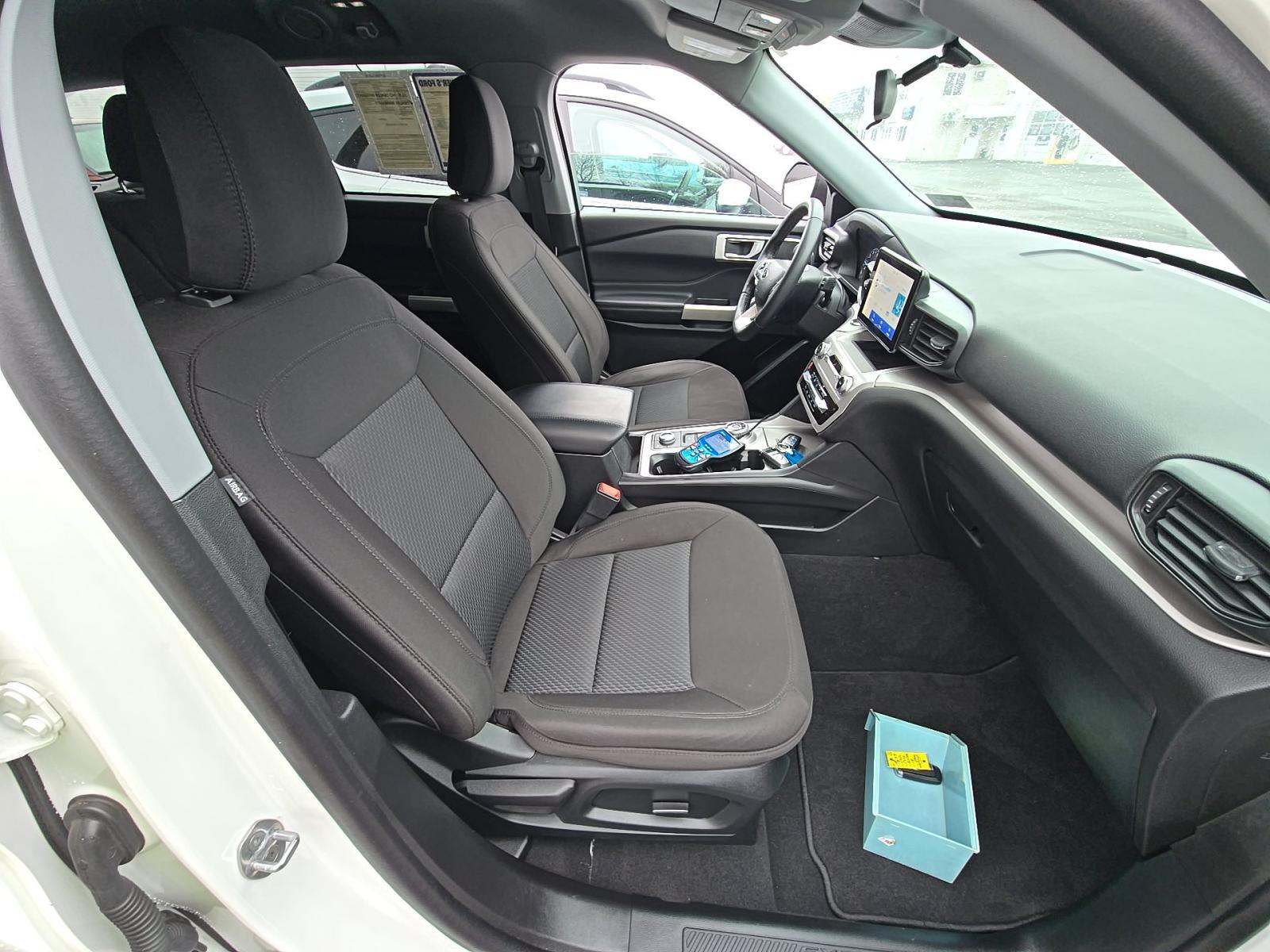 2023 Ford Explorer XLT AWD