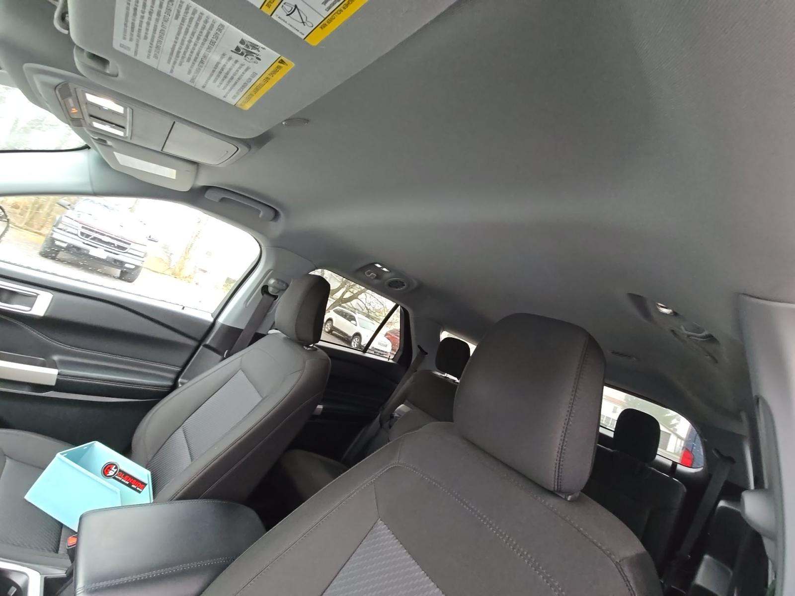 2023 Ford Explorer XLT AWD