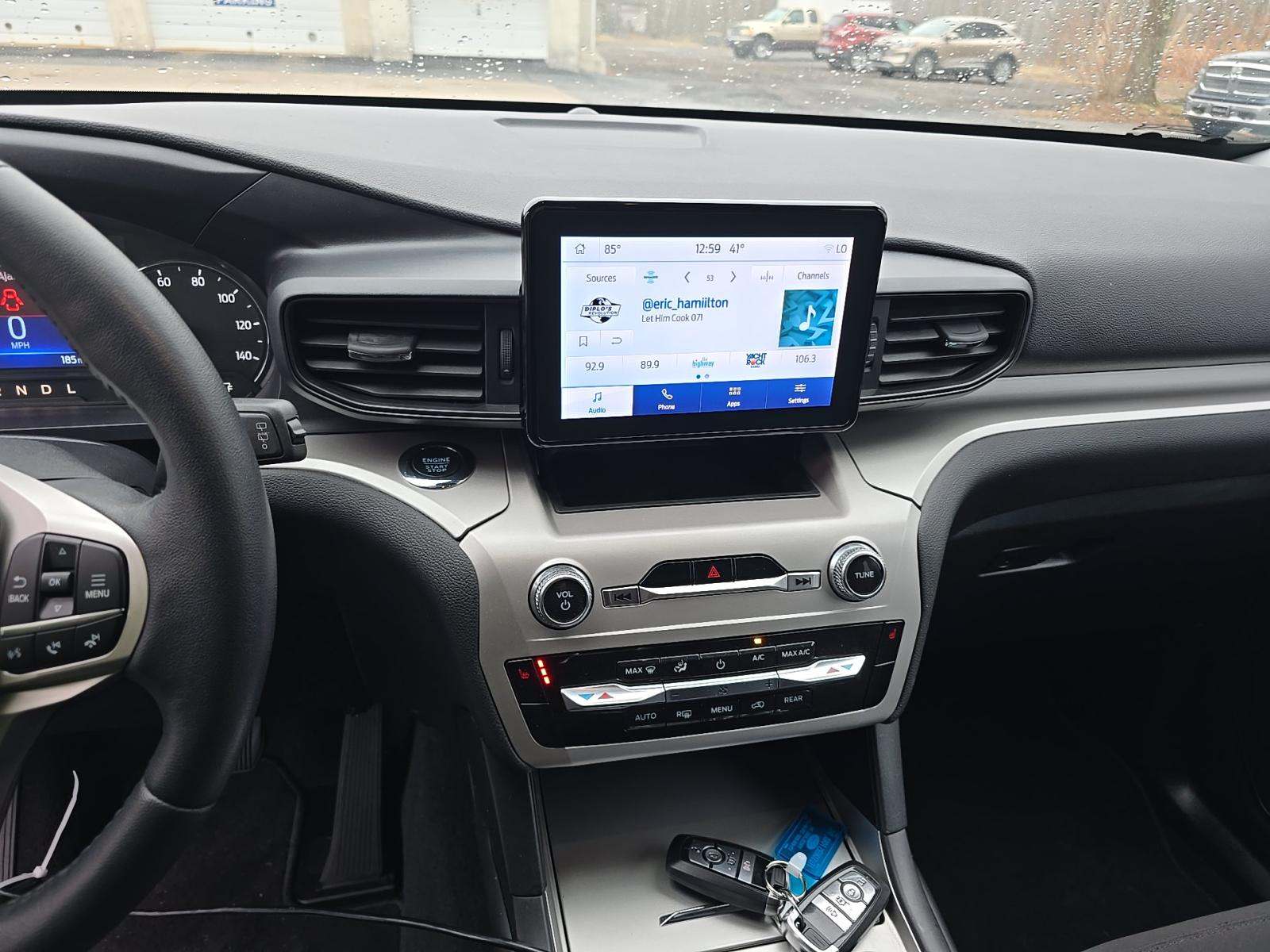 2023 Ford Explorer XLT AWD