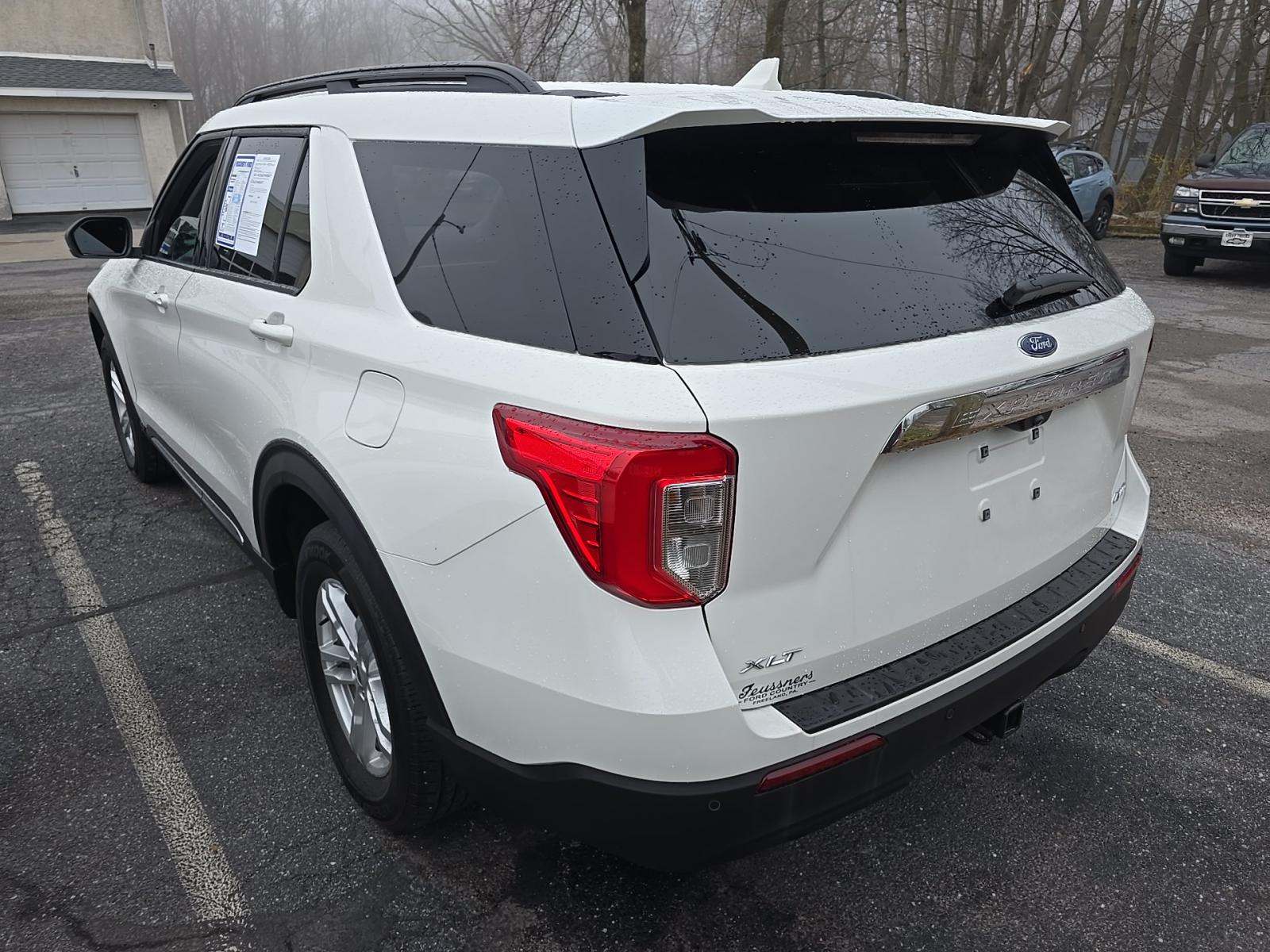 2023 Ford Explorer XLT AWD