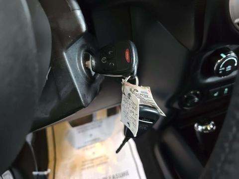 JEEP UNLIMITED SAHARA - 8