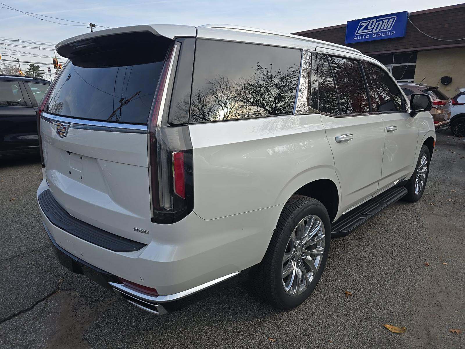 2022 Cadillac Escalade Luxury AWD