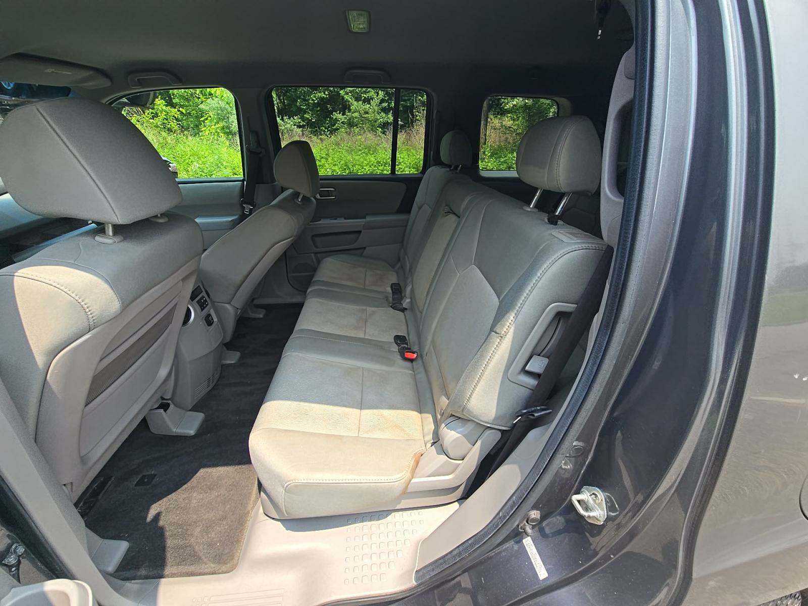 2011 Honda Pilot LX AWD