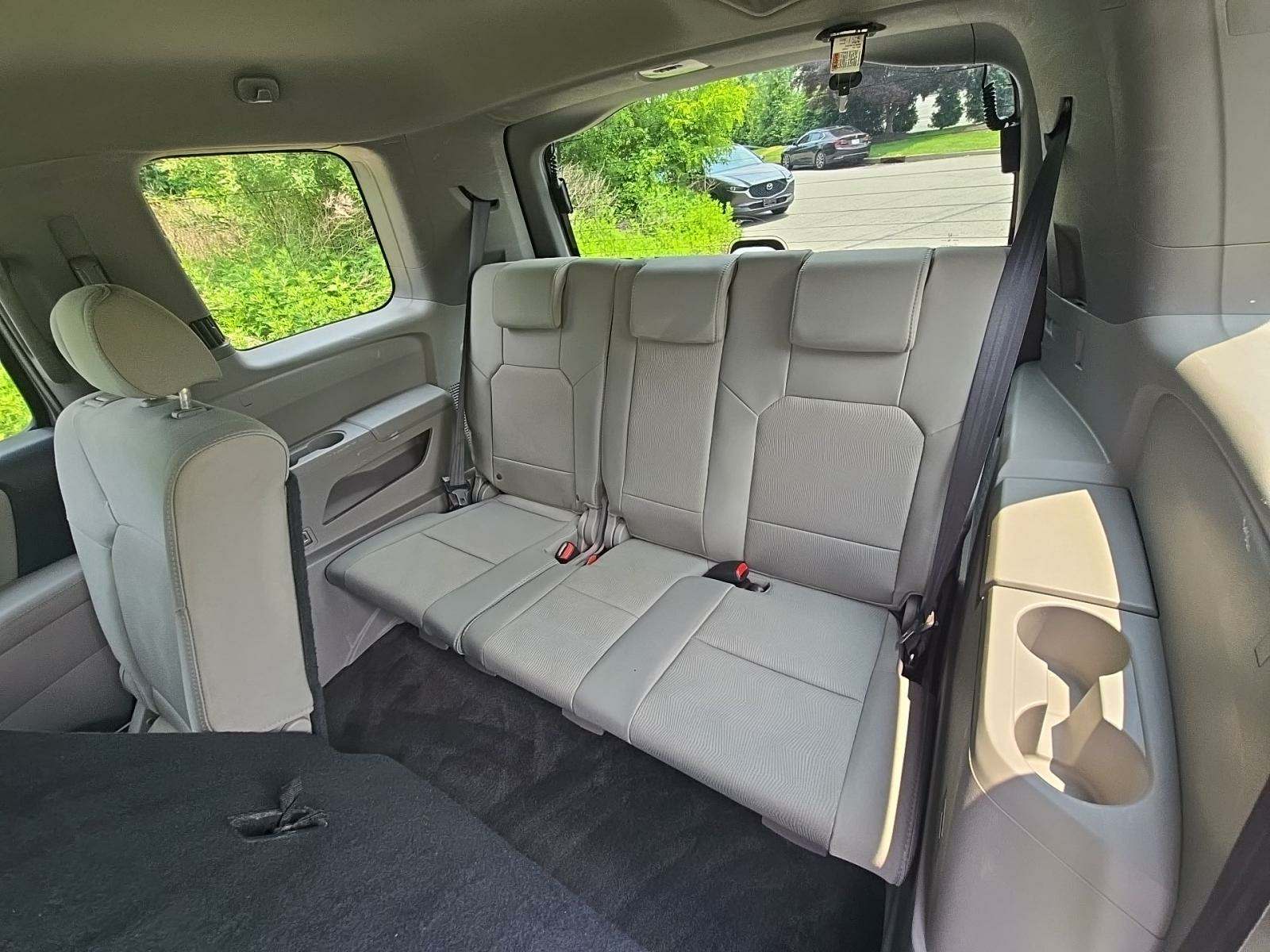 2011 Honda Pilot LX AWD