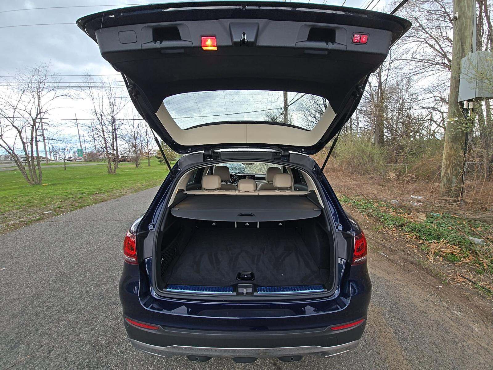 2022 Mercedes-Benz GLC GLC 300 AWD