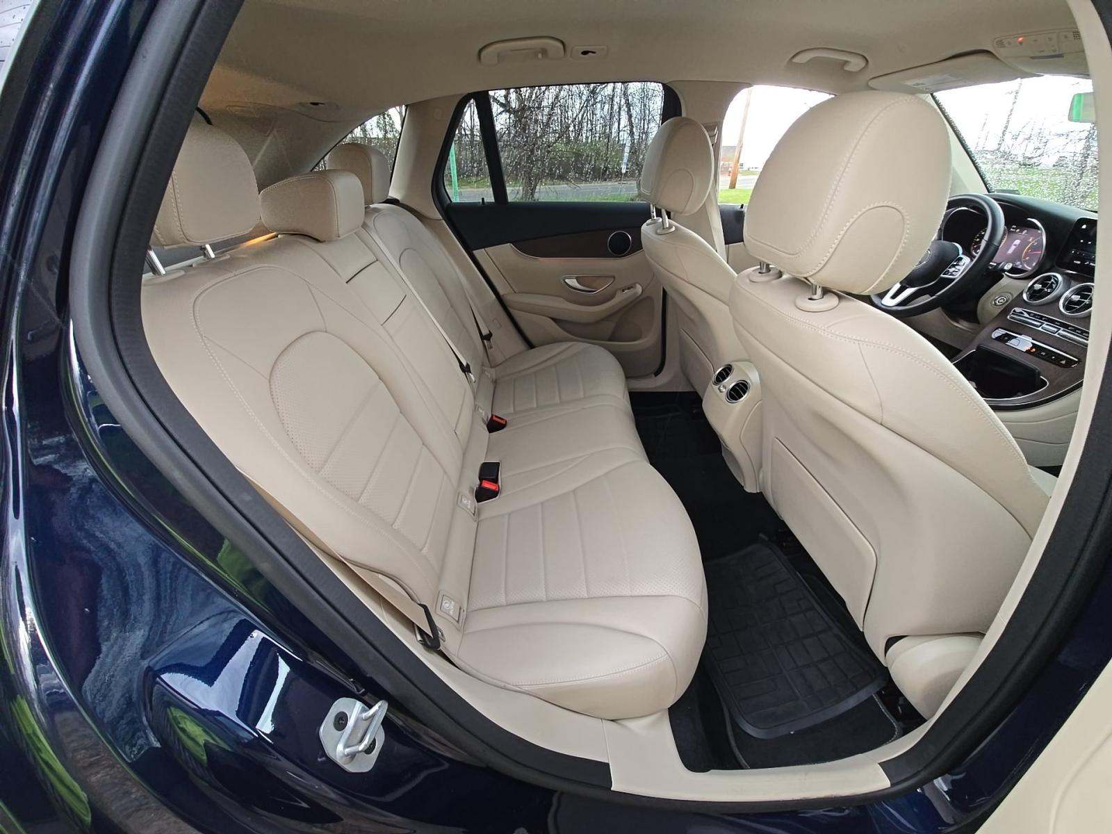 2022 Mercedes-Benz GLC GLC 300 AWD