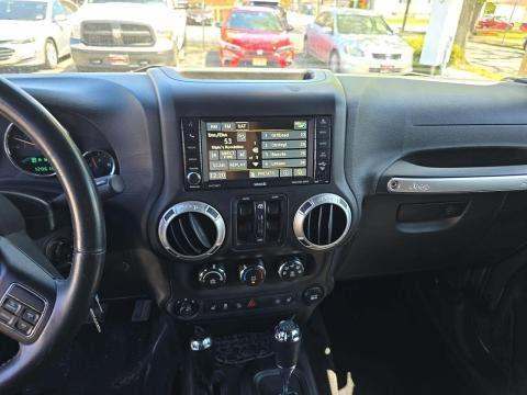 JEEP UNLIMITED SAHARA - 10