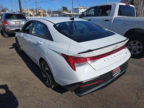 HYUNDAI HYBRID SEL SPORT - 2