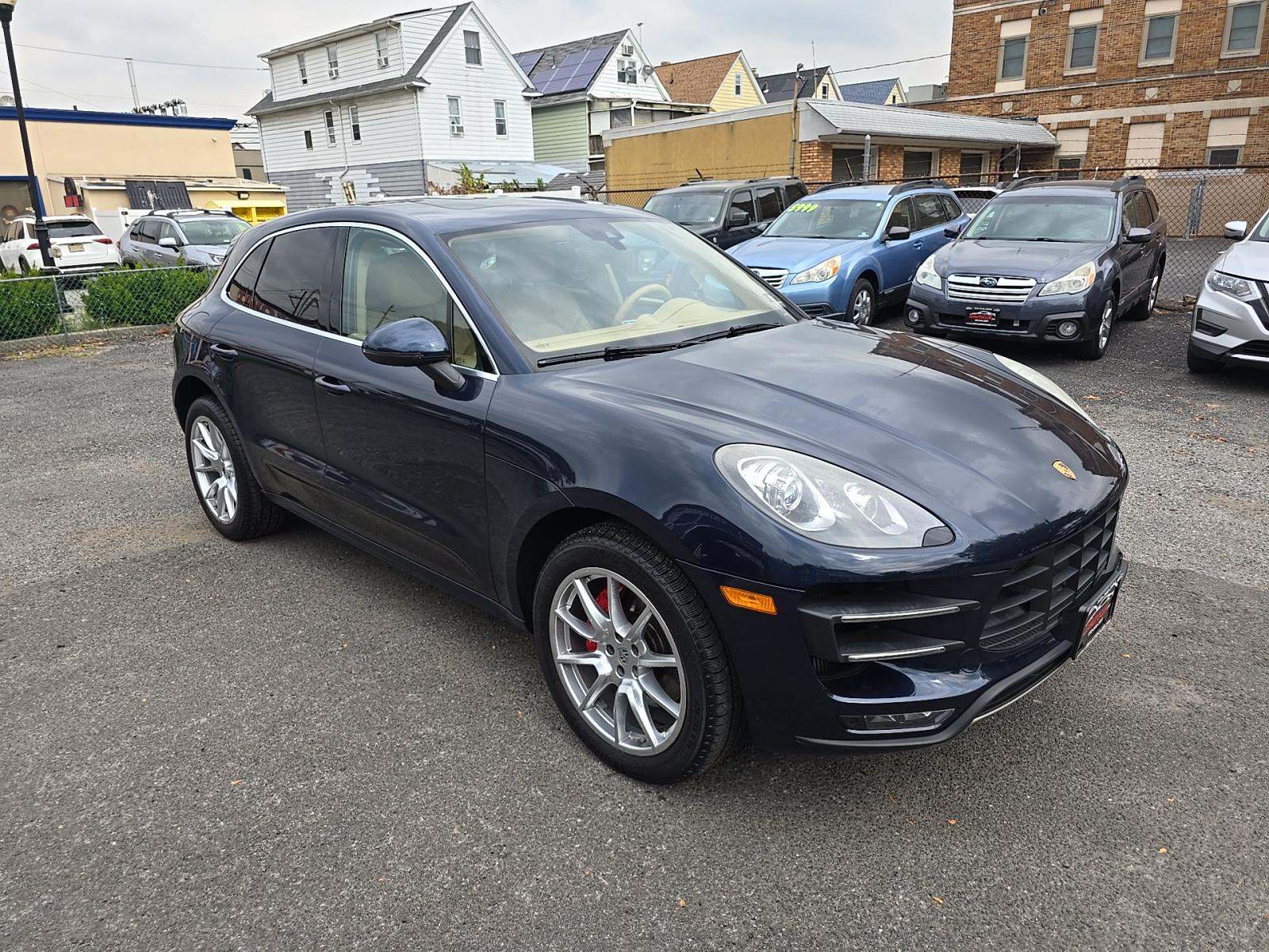 2015 Porsche Macan Turbo AWD