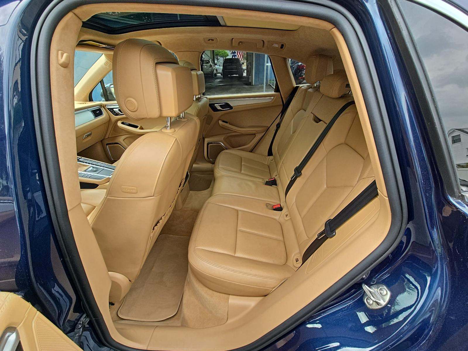 2015 Porsche Macan Turbo AWD