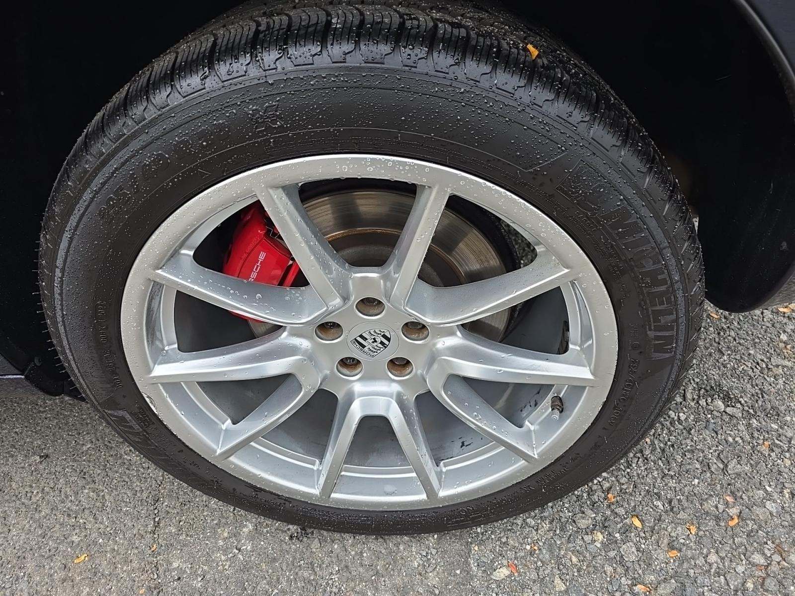 2015 Porsche Macan Turbo AWD