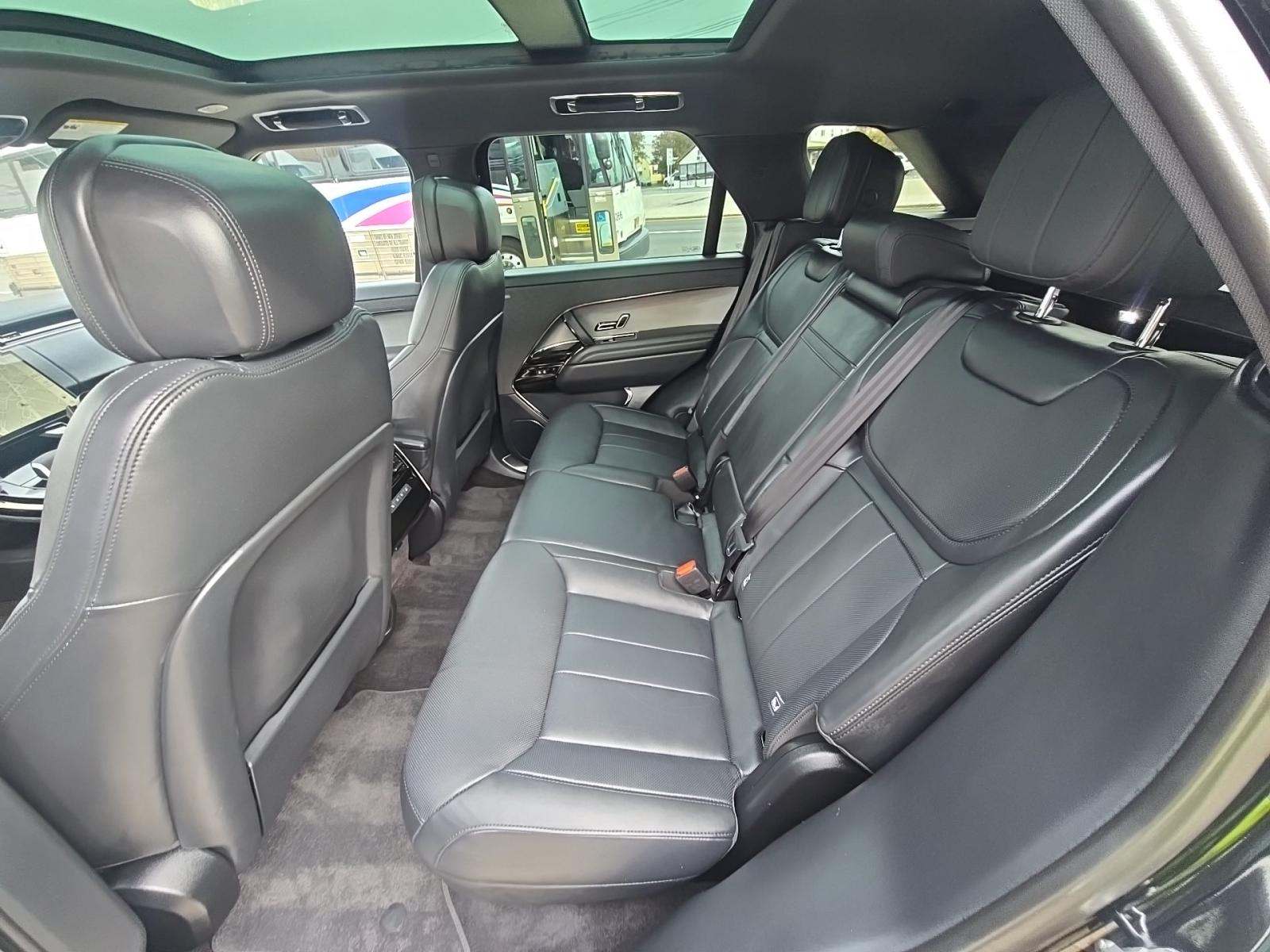 2025 Land Rover Range Rover Sport SE AWD