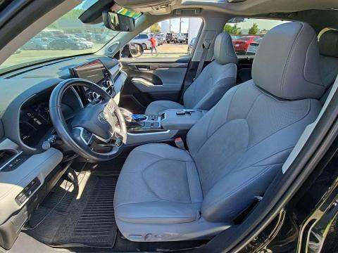 2023 Toyota Highlander Hybrid Limited AWD