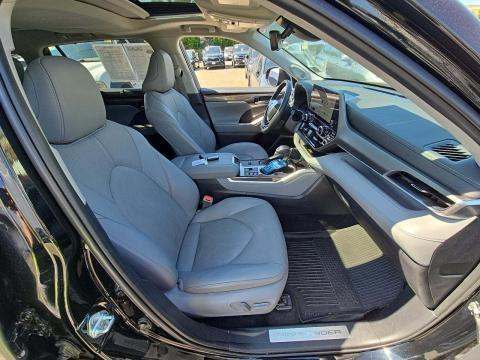 2023 Toyota Highlander Hybrid Limited AWD