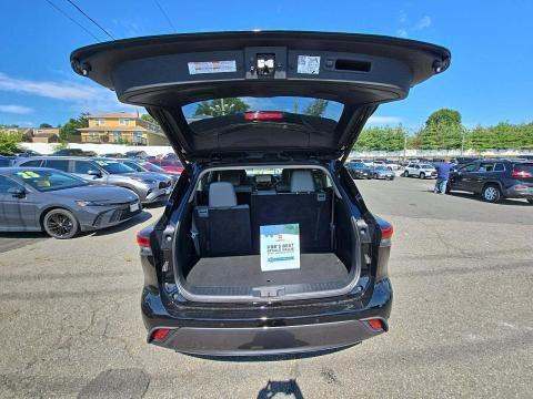 2023 Toyota Highlander Hybrid Limited AWD