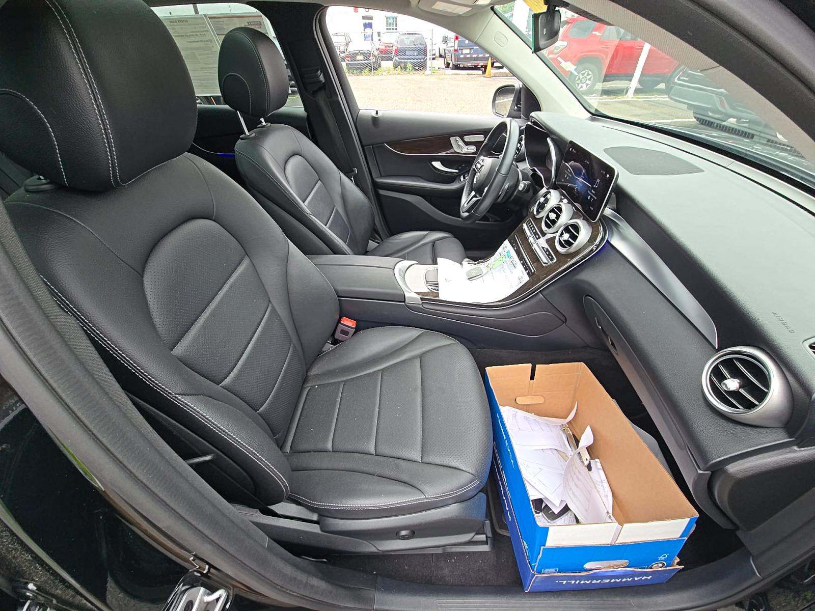 2021 Mercedes-Benz GLC GLC 300 AWD