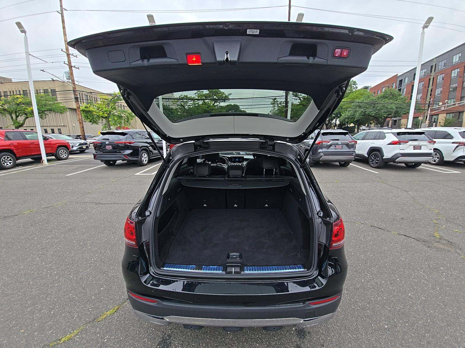 2021 Mercedes-Benz GLC GLC 300 AWD