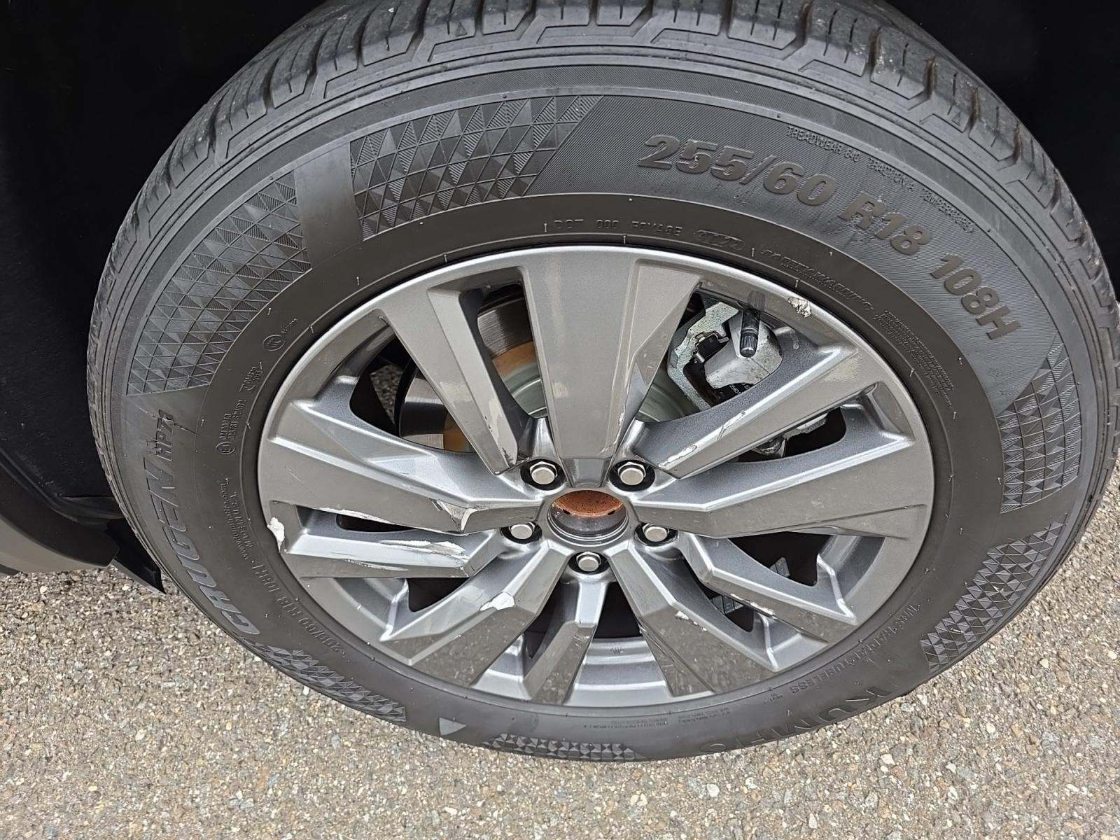 2023 Nissan Pathfinder SV FWD