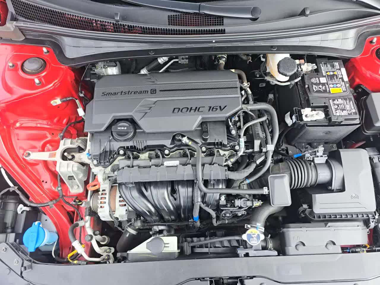 2022 Hyundai Elantra Limited FWD