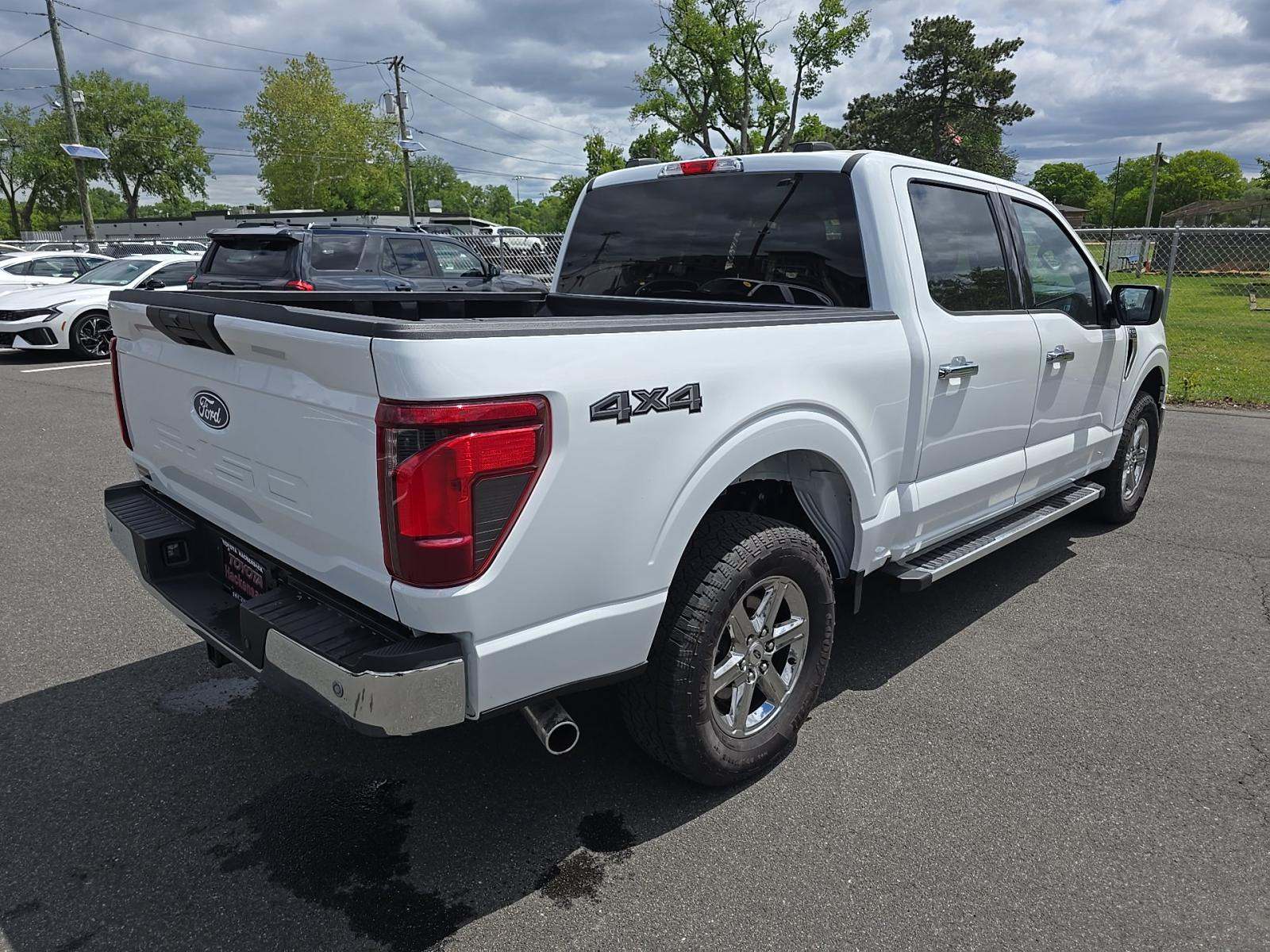 2025 Ford F-150 XLT AWD