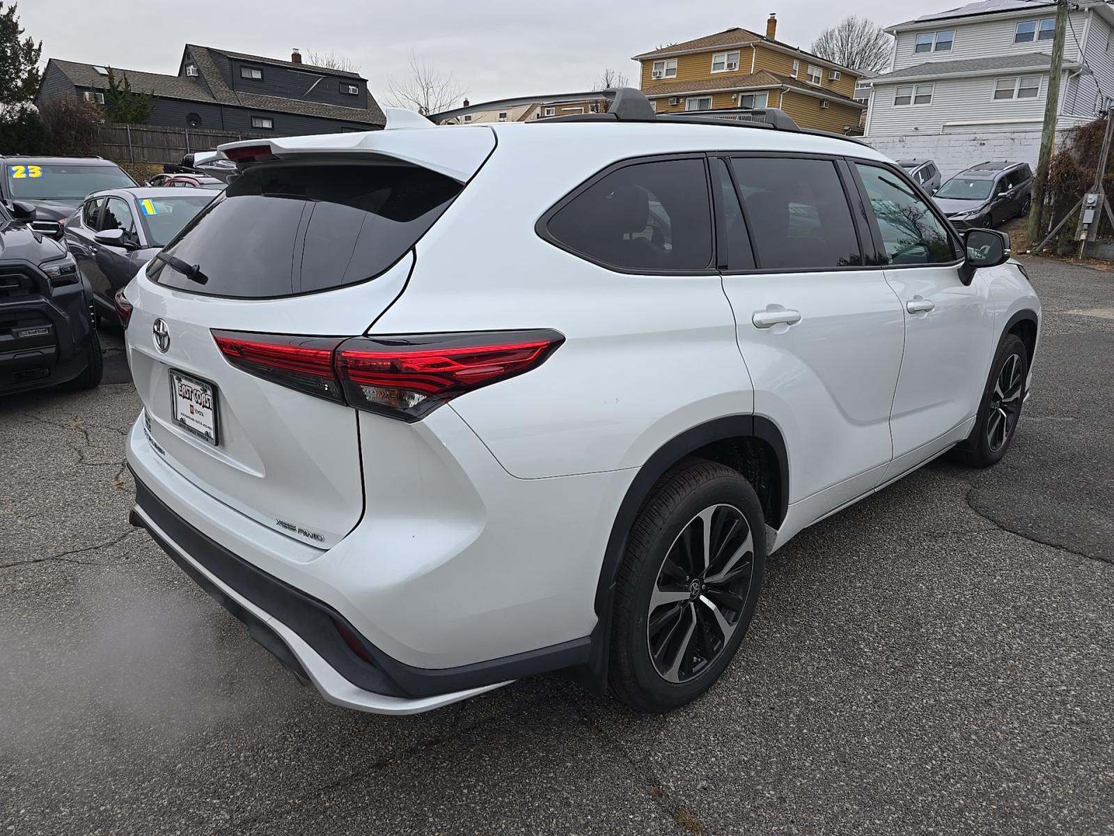 2022 Toyota Highlander XSE AWD