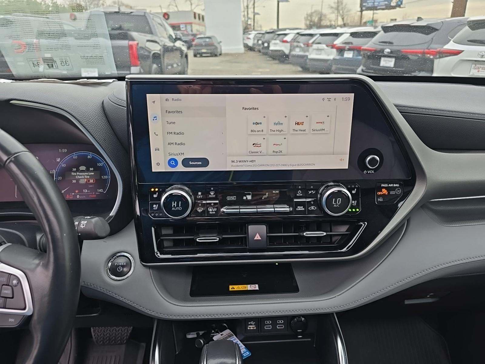 2023 Toyota Highlander Hybrid Limited AWD