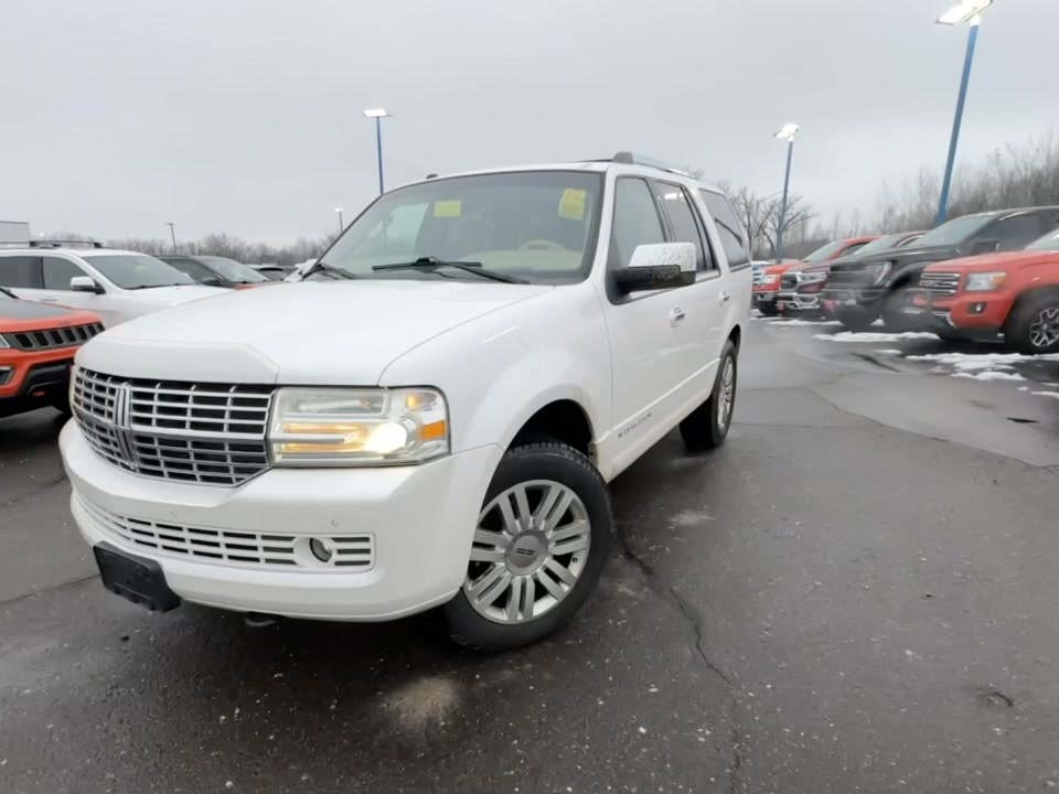 2010 Lincoln Navigator 4D SUV AWD