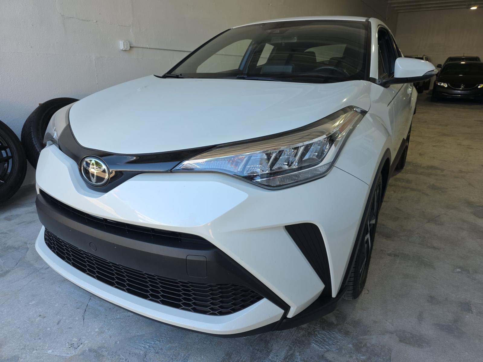2020 Toyota C-HR XLE FWD