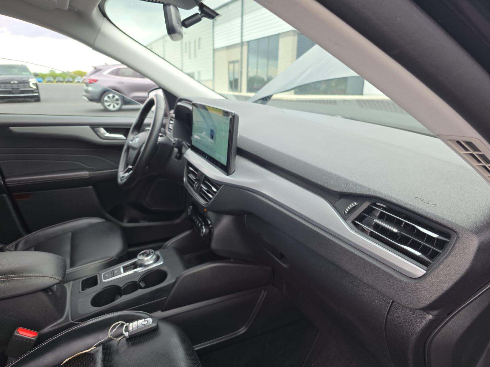 2025 Ford Escape Platinum AWD