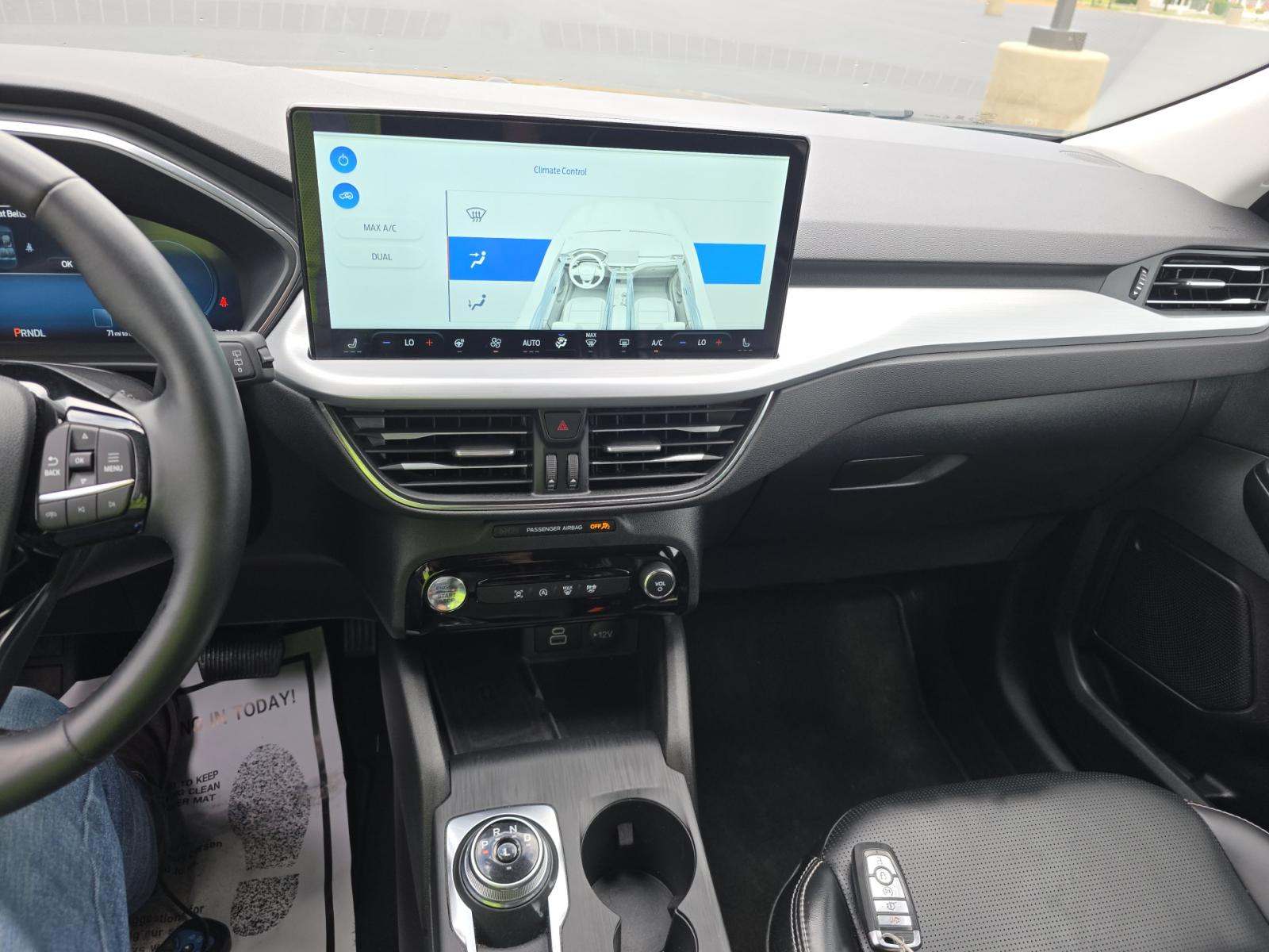 2025 Ford Escape Platinum AWD