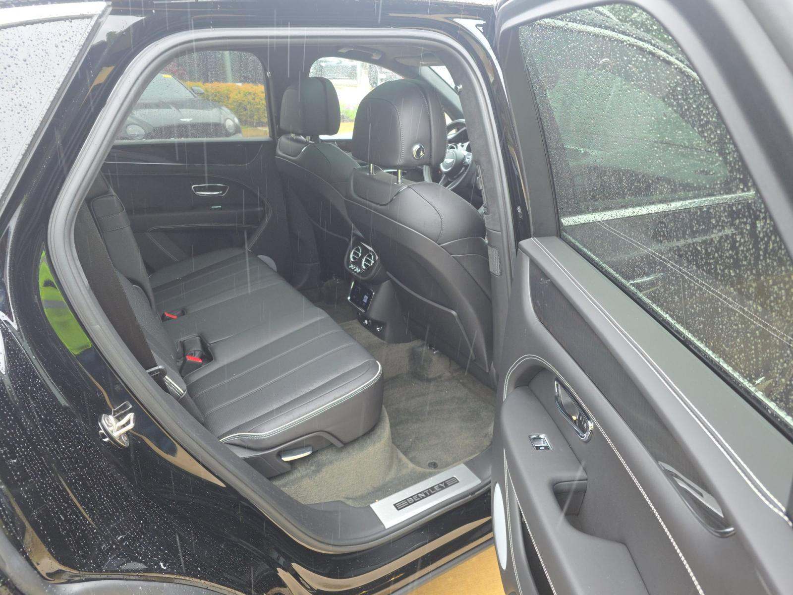 2022 Bentley Bentayga V8 AWD