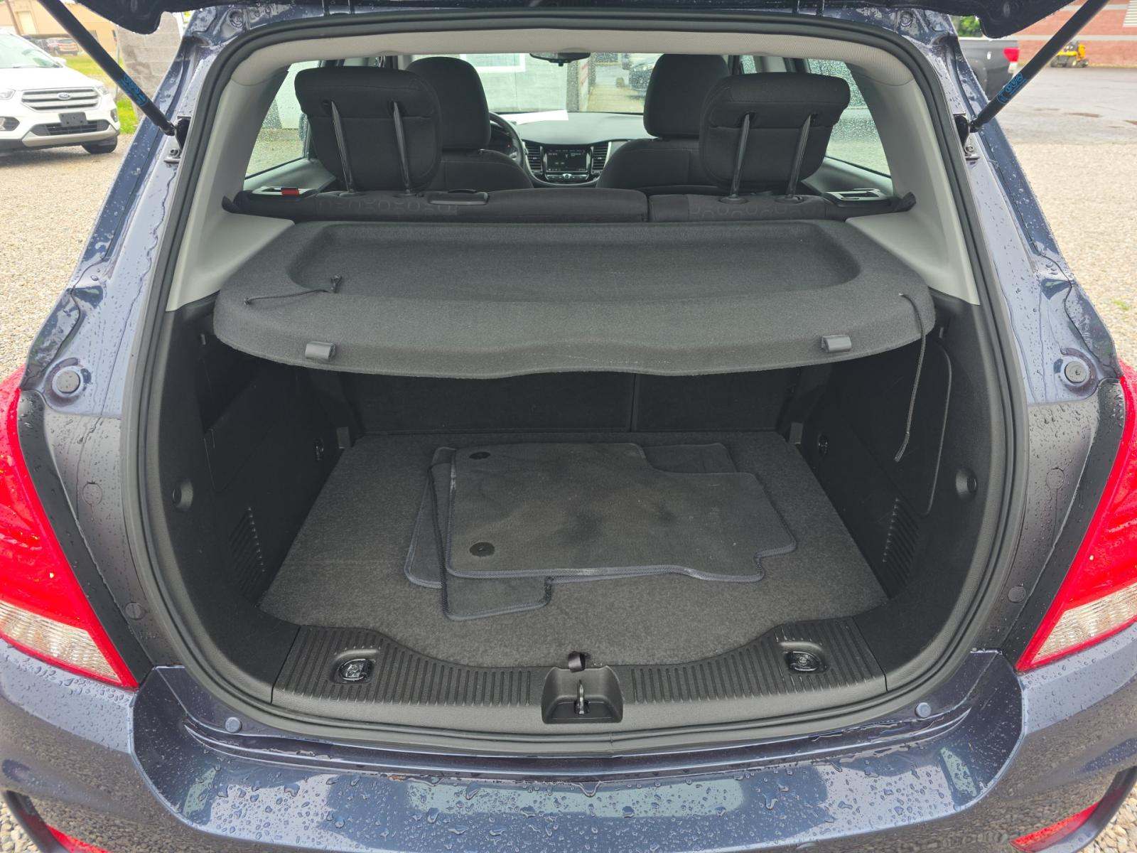 CHEVROLET TRAX - 10