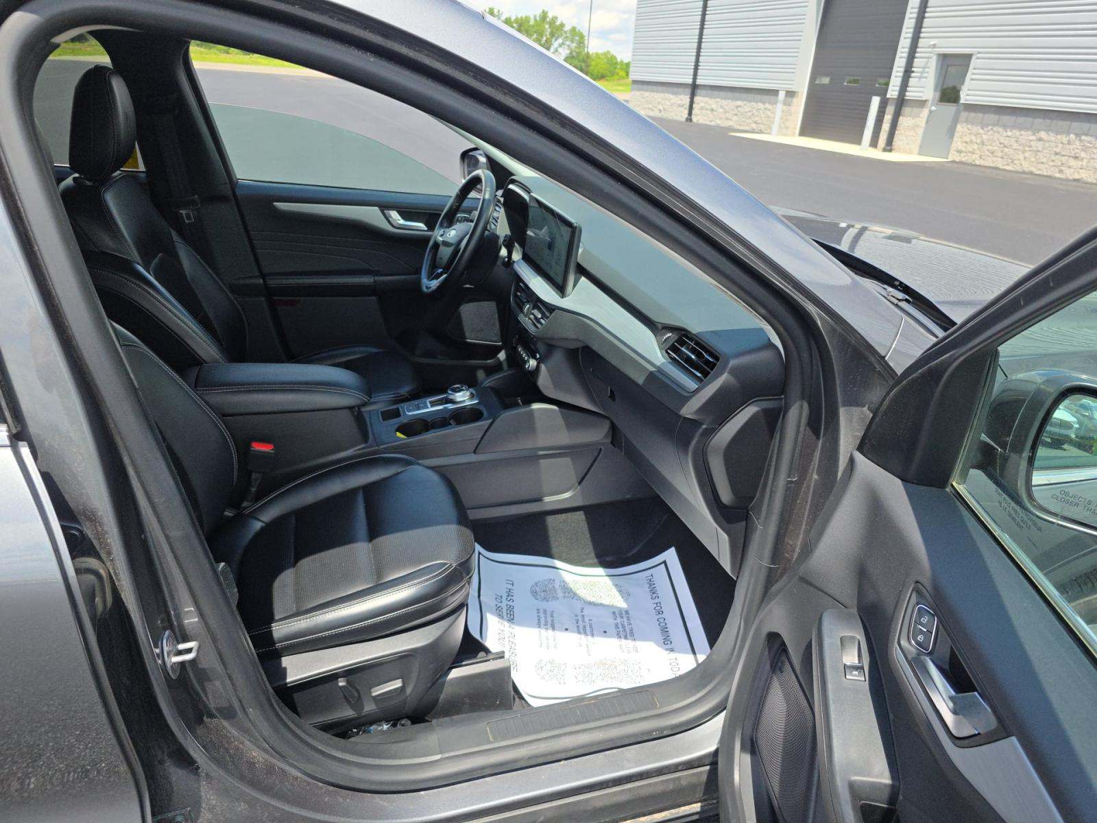 2024 Ford Escape Platinum AWD