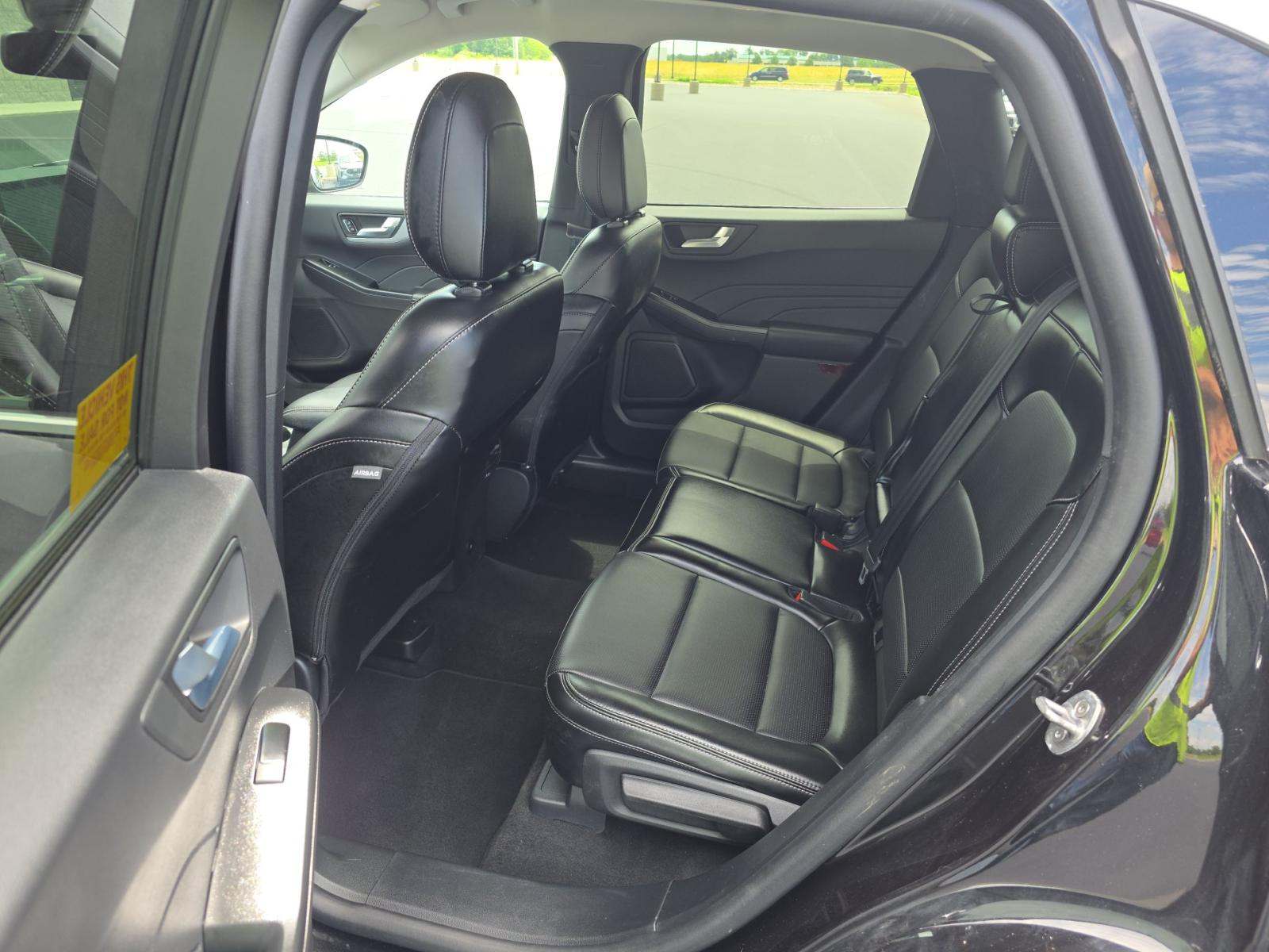 2025 Ford Escape Platinum AWD