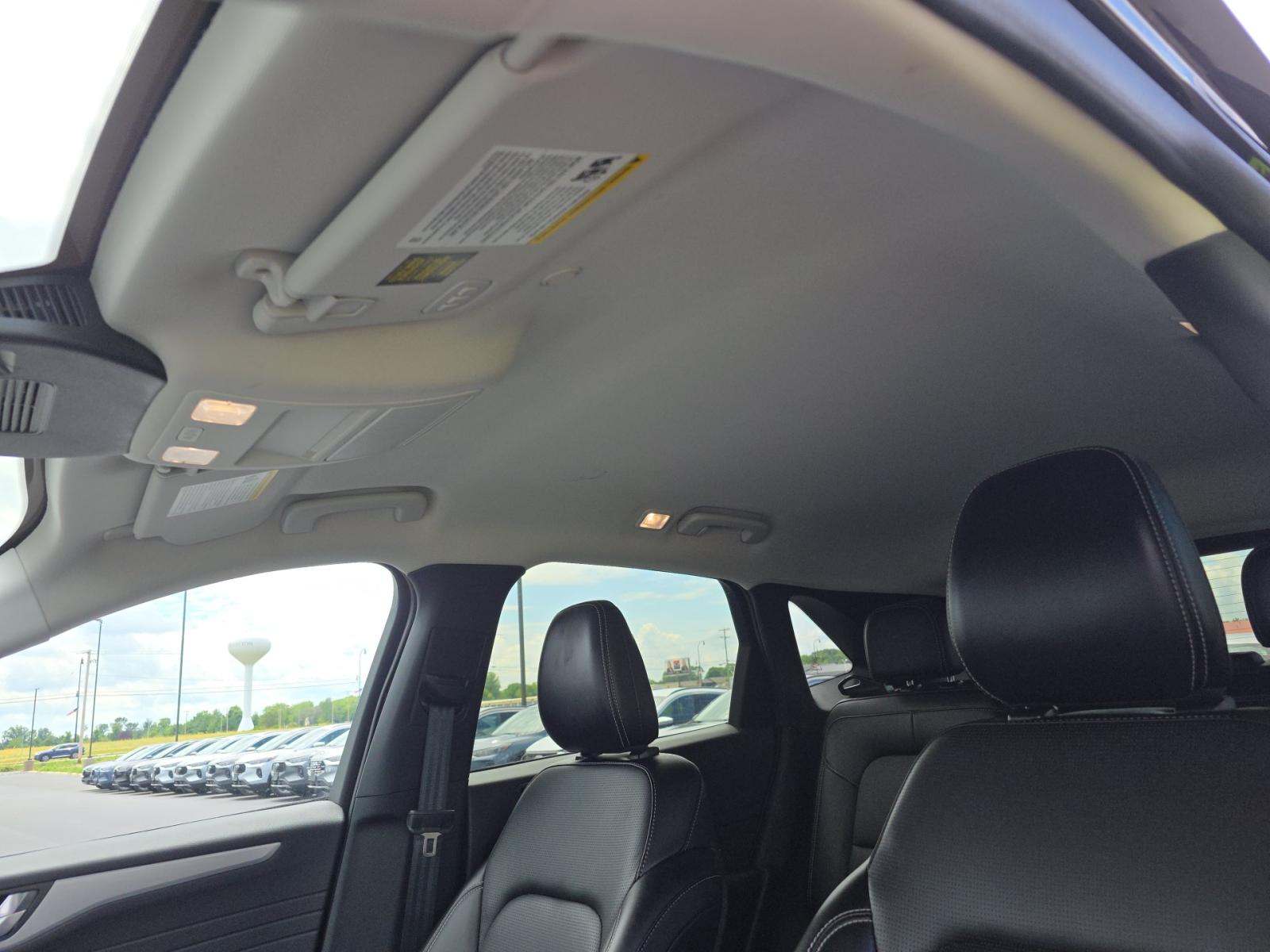 2025 Ford Escape Platinum AWD