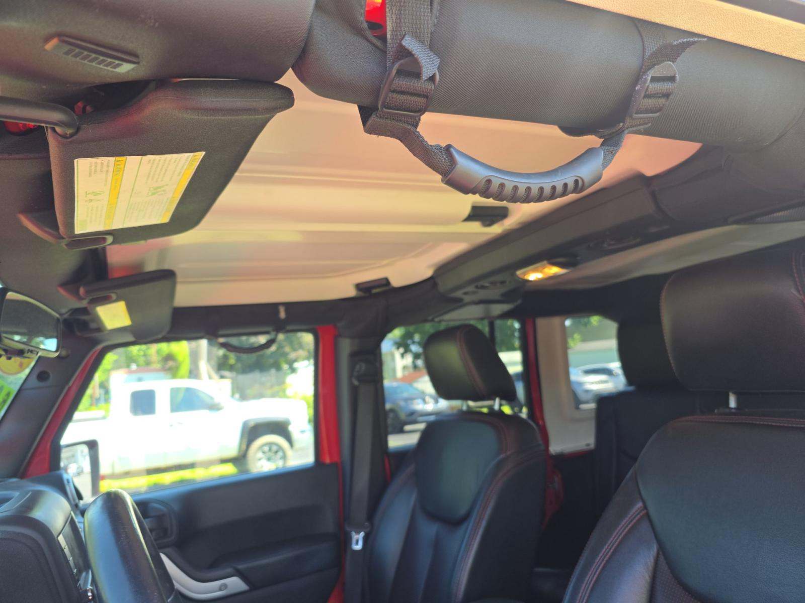 2017 Jeep Wrangler Unlimited Sahara AWD