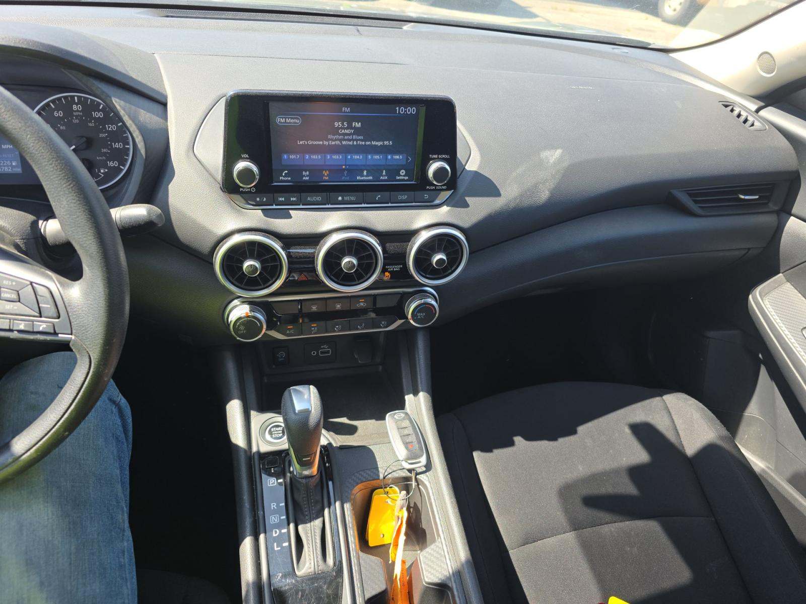 NISSAN SENTRA - 6