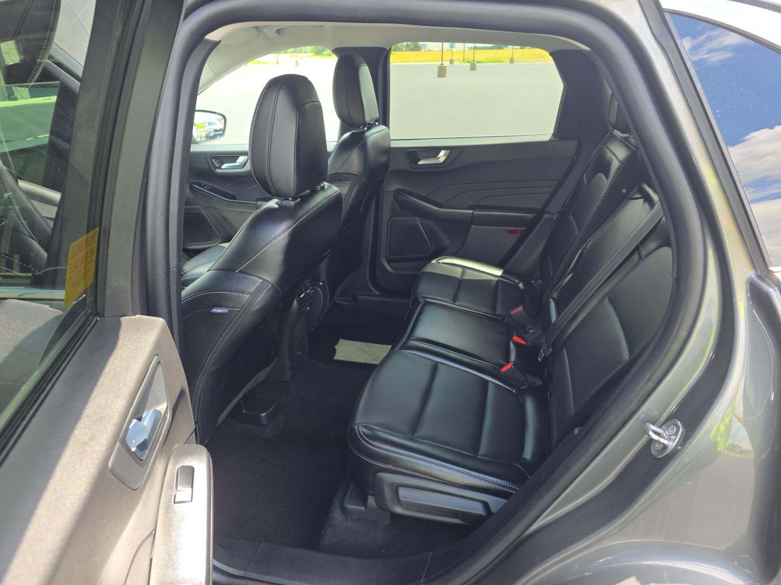 2025 Ford Escape Platinum AWD