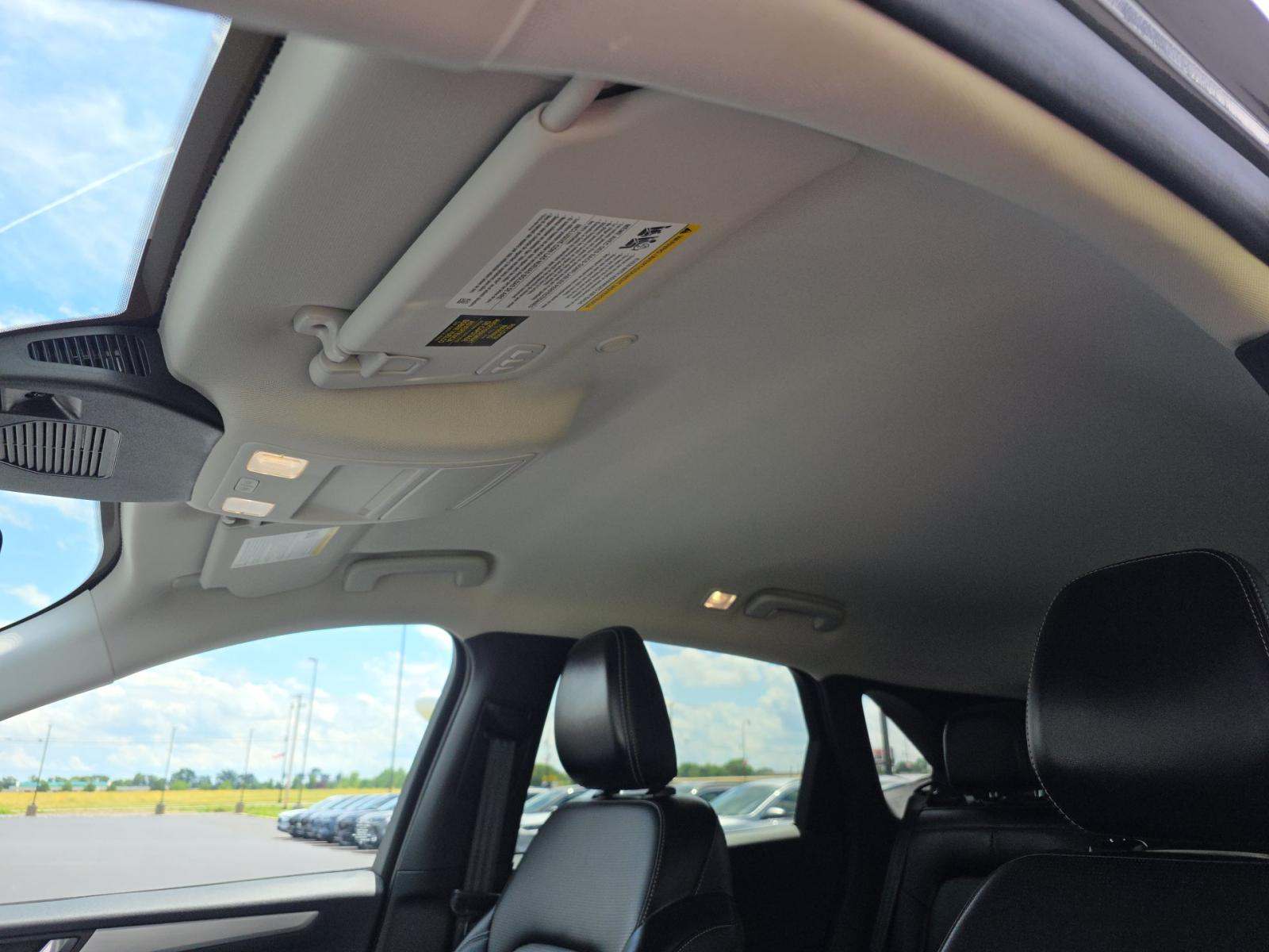 2025 Ford Escape Platinum AWD