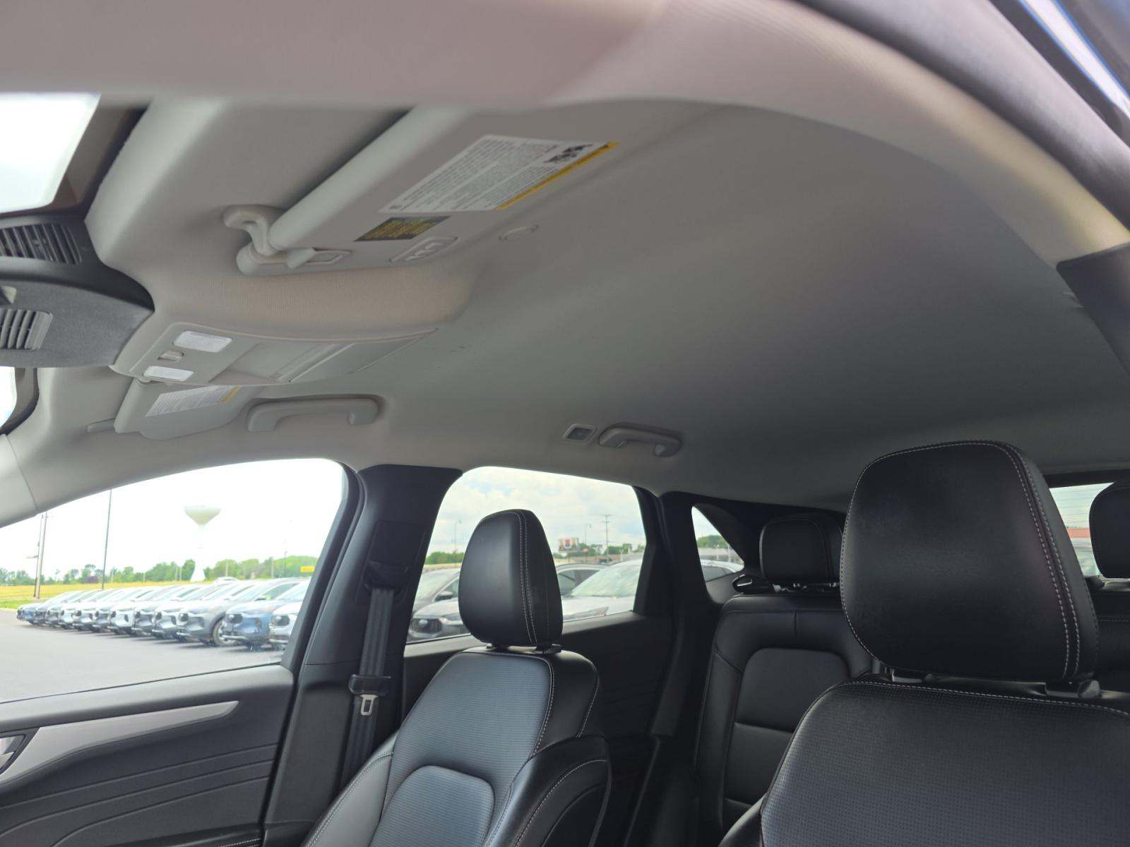 2025 Ford Escape Platinum AWD