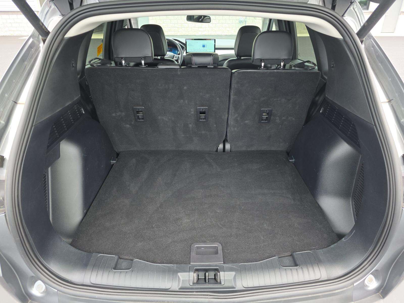 2025 Ford Escape Platinum AWD
