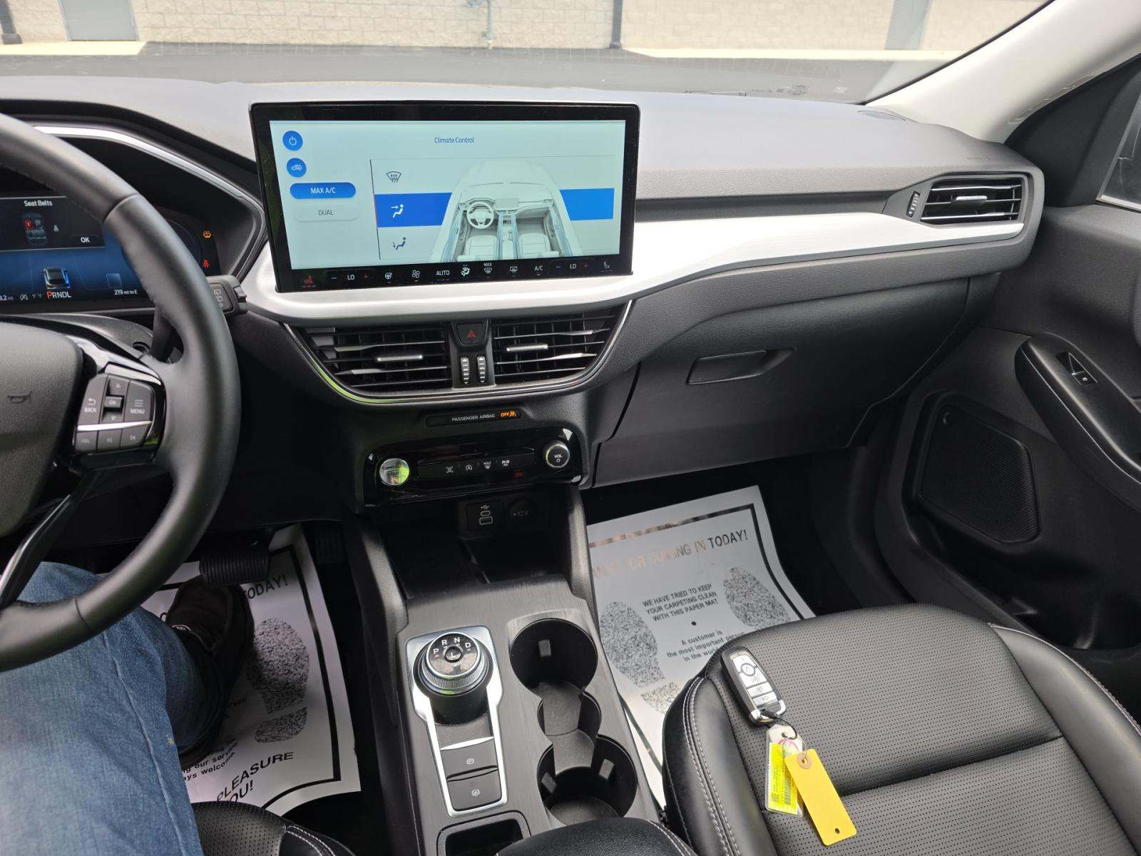 2025 Ford Escape Platinum AWD