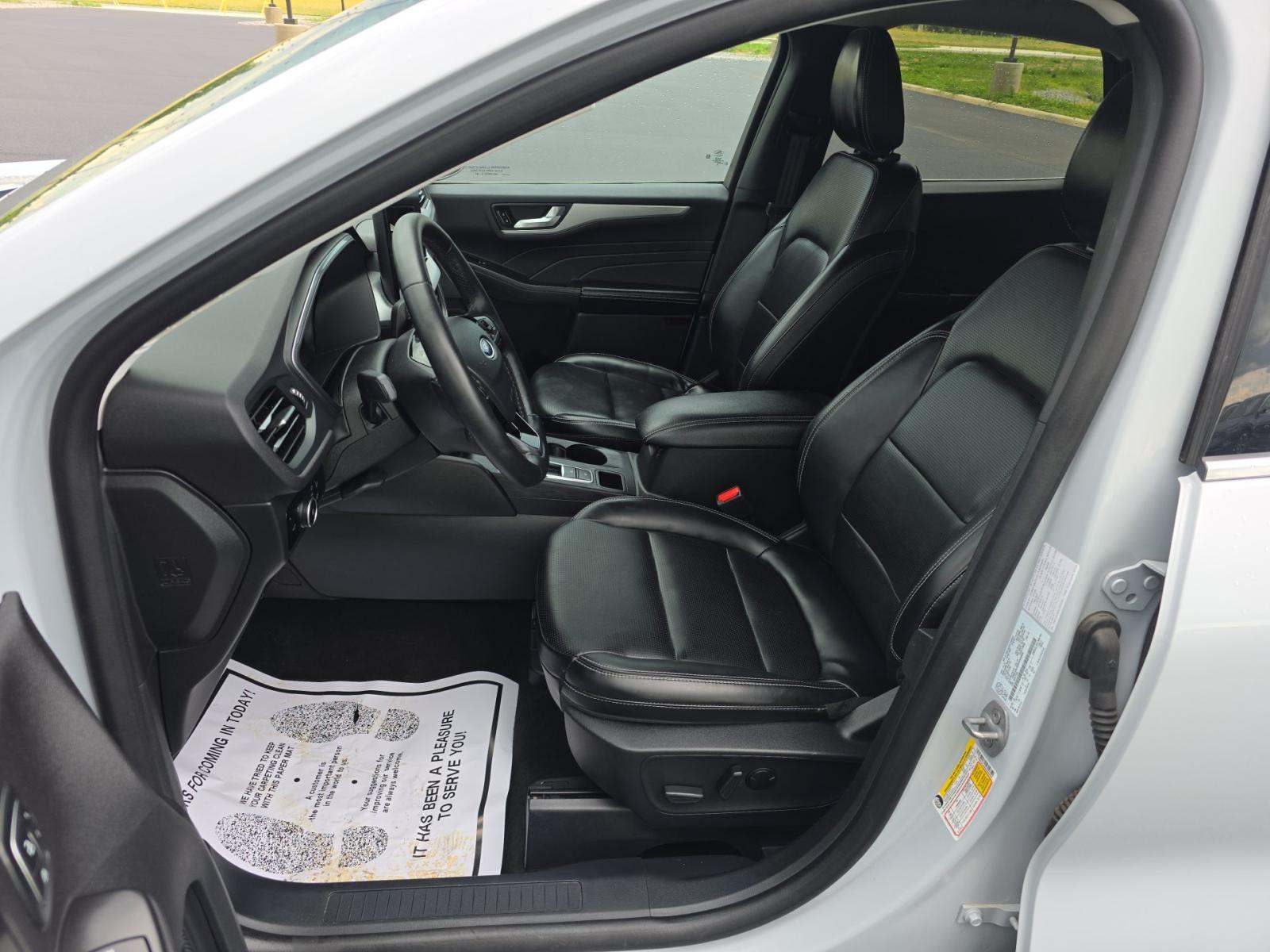 2025 Ford Escape Platinum AWD