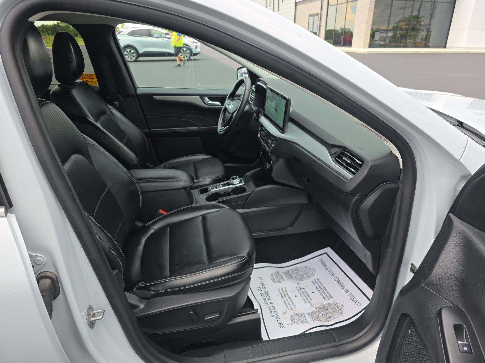 2025 Ford Escape Platinum AWD