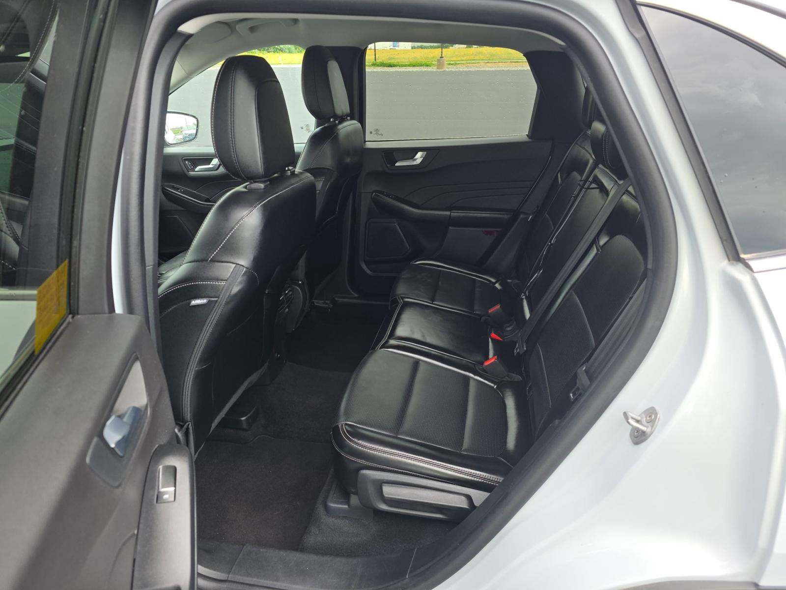 2025 Ford Escape Platinum AWD