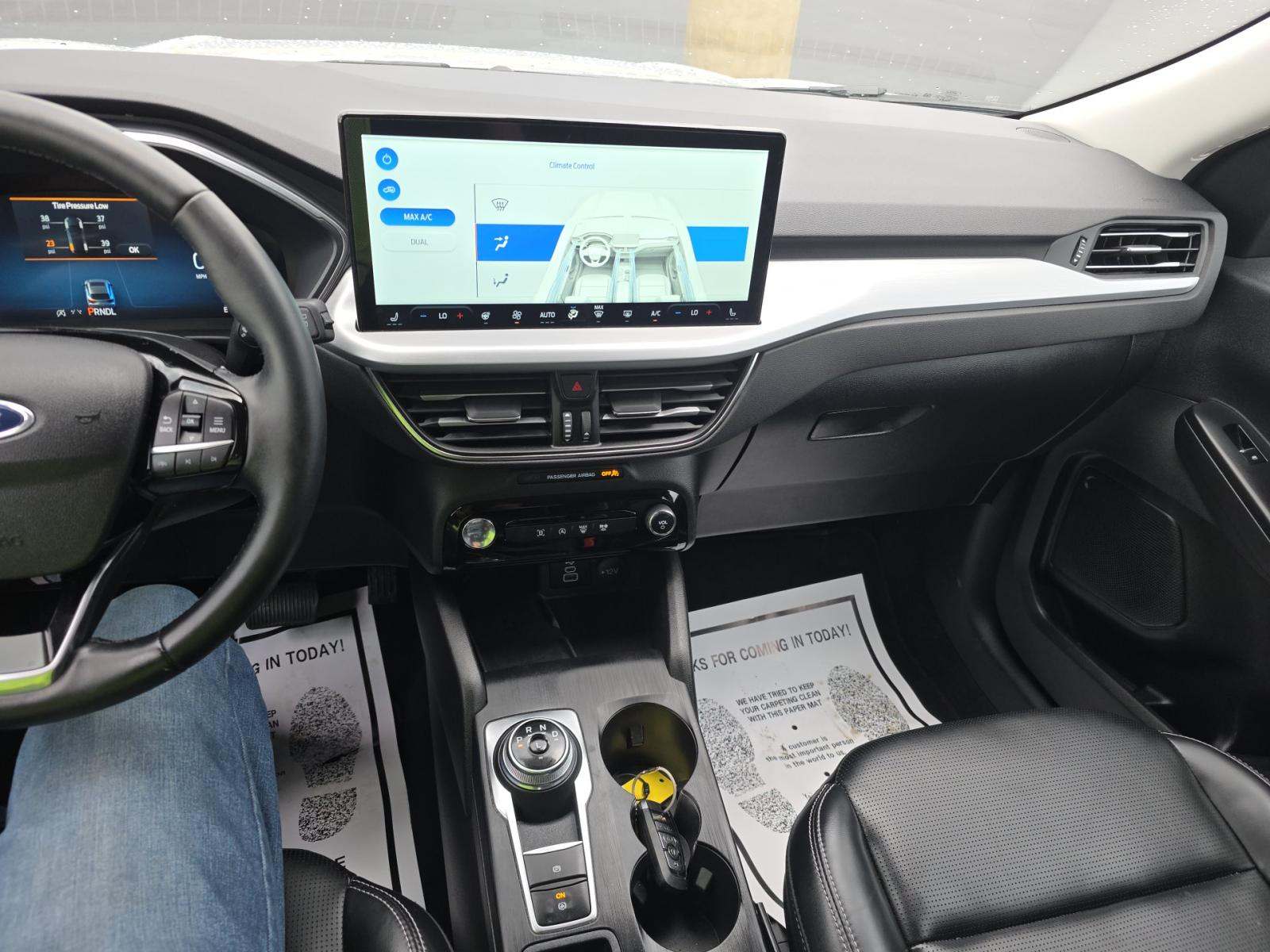 2025 Ford Escape Platinum AWD