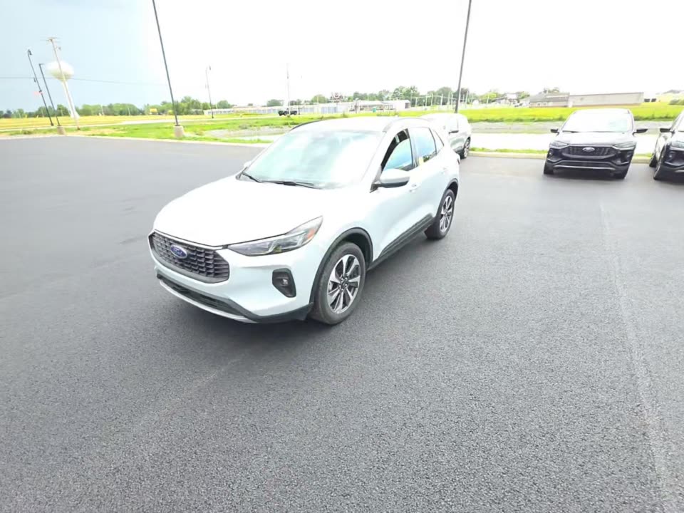 2025 Ford Escape Platinum AWD